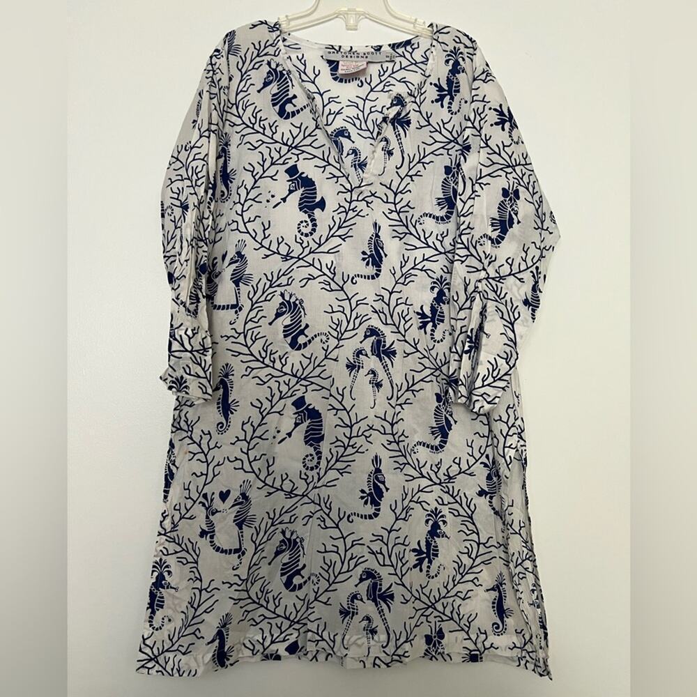 Gretchen Scott White Blue Seahorse Pattern 3/4 Sleeve Swimsuit Coverup